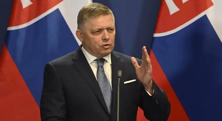 Robert Fico azonnali EU-csúcs összehívását sürgeti az üzemanyagárak miatt