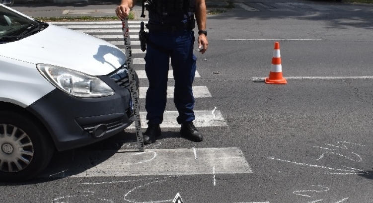 A zebrán ütöttek el egy nőt Békéscsabán, súlyosan megsérült