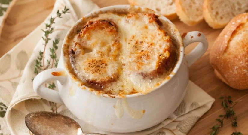 Mit főzzek ma? Háromfogásos menü esős időre, ami tetőtől talpig felmelegít