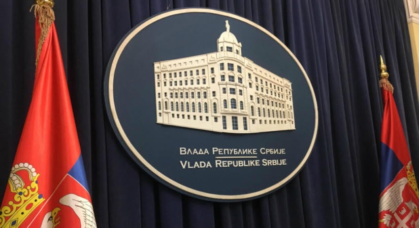 Megszólalt a kormány: A hatalmat nem lehet az előírt eljáráson kívül átvenni