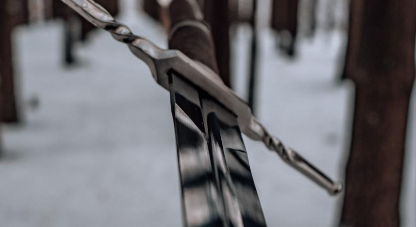 Kanadában életfogytiglant kapott, nálunk elengedték