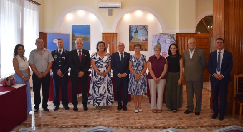 Kitüntetést vehettek át a hajdú-bihari település elismert polgárai