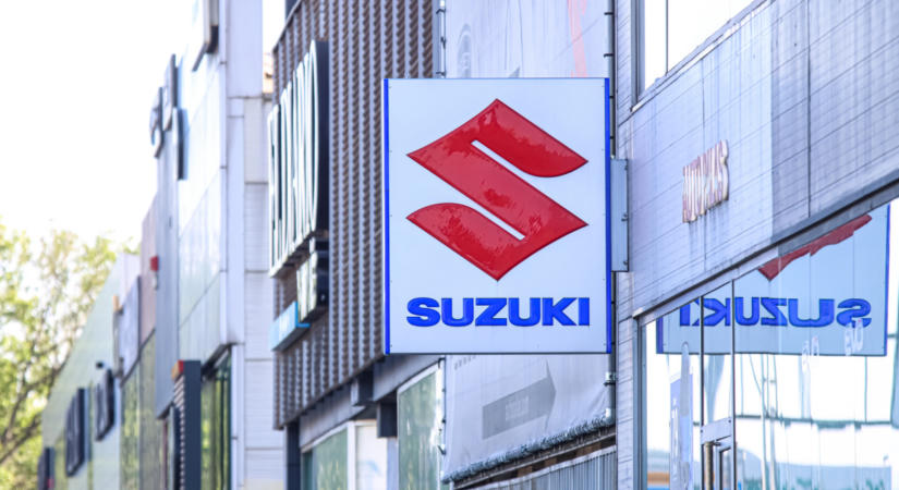 Letaszították a trónról a Suzukit: hihetetlen, melyik most a magyarok új kedvenc autója, durván nyomulnak a kínaiak