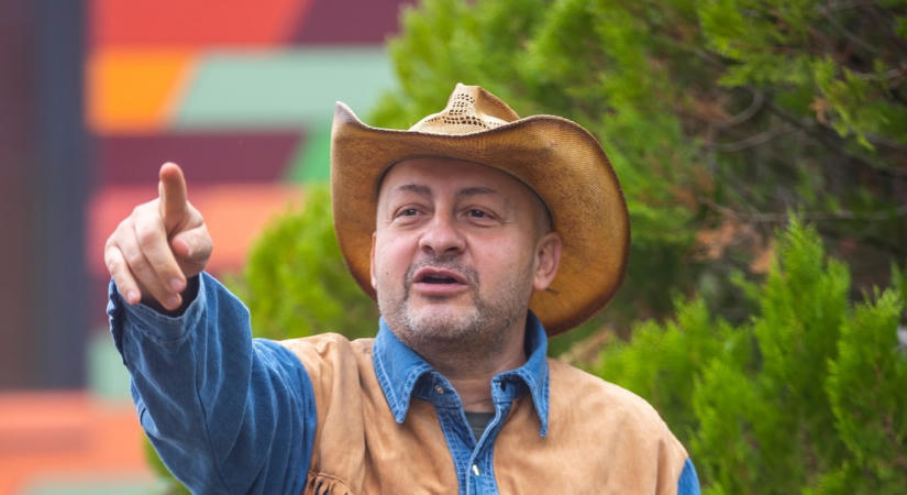 Gáspár Zsolti miatt állt le a Farm VIP forgatása: Demcsák Zsuzsa a könnyeit törölte