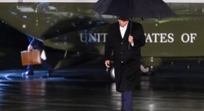 Trump már megint azzal fenyegetőzik, hogy eltörli a föld színéről Iránt
