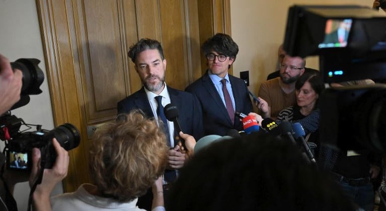 Szijjártó után a szakszolgálatokat is meghallgatják majd