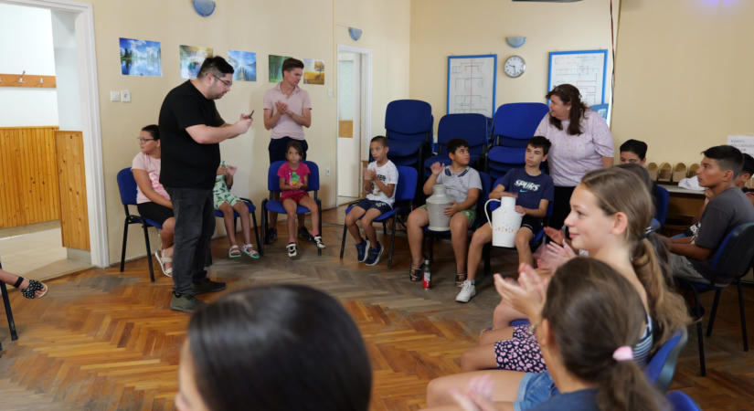 Nemcsak tanulnak, remekül is érzik magukat a roma hagyományőrző táborban