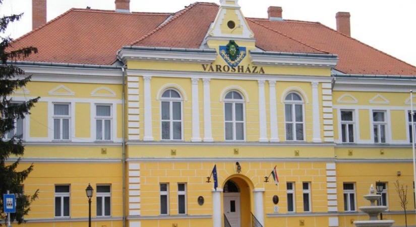 Megújul a kabai polgármesteri hivatal