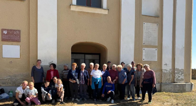 Összefogtak a kegytemplomért: önkéntesek tették rendbe a régóta zárva álló kegyhelyet