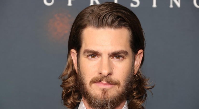 Kiderült, melyik hollywoodi legendától rettegett Andrew Garfield: „Fogalma sem volt arról, hogy késésben van”