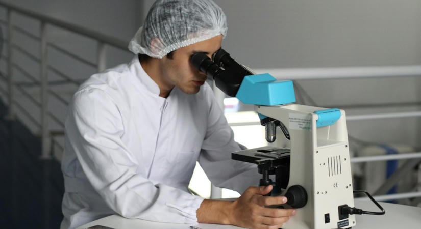 EU kutatók kínai AI-modelleket tesztelnek, az ENISA és a JRC is részt vesz