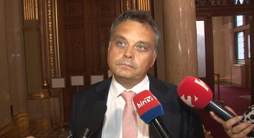 Latorcai Csaba: „Az NVVH vezetője olyan, mint maga az NVVH. Teljes egészében egy diktatórikus üldözésre felállított szervezet, a modernkori ÁVH.”