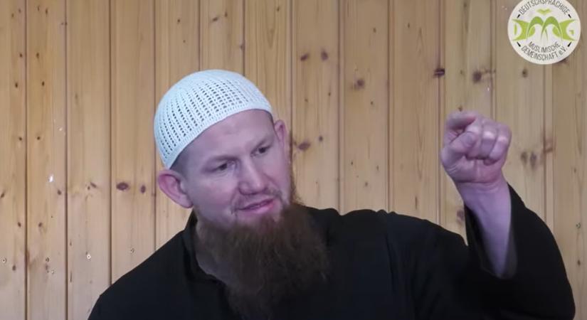 Ő a németül üvöltöző muszlim prédikátor – Pierre Vogel portréja