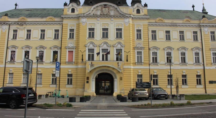 Régi polgármesterek, új erőviszonyok – választási körkép a Komáromi járásból és Nyitra megyéből