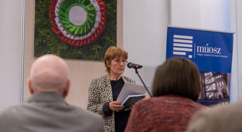 Háborog a MÚOSZ, amiért kihagyták a Médiatanács tagjait jelölő testületből