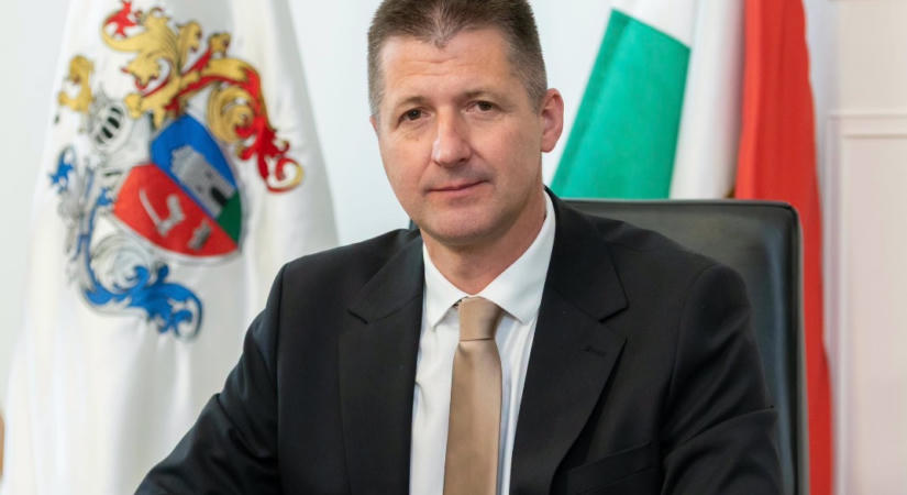 Petíciót indított Hajdúhadház polgármestere a Hajdúböszörmény-Hajdúhadház közötti útszakasz teljeskörű felújításáért