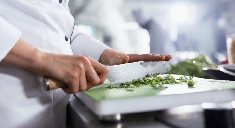 Dubajból érkezik Szegedre a Michelin-csillagos magyar séf