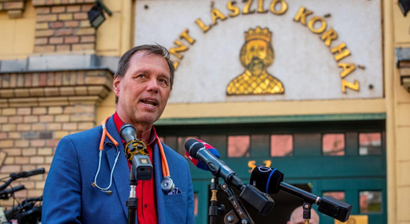 Szlávik János: Nem volt szerencsés rossz minőségű lélegeteztetőgépeket venni nagy mennyiségben, újonnan alapított cégektől