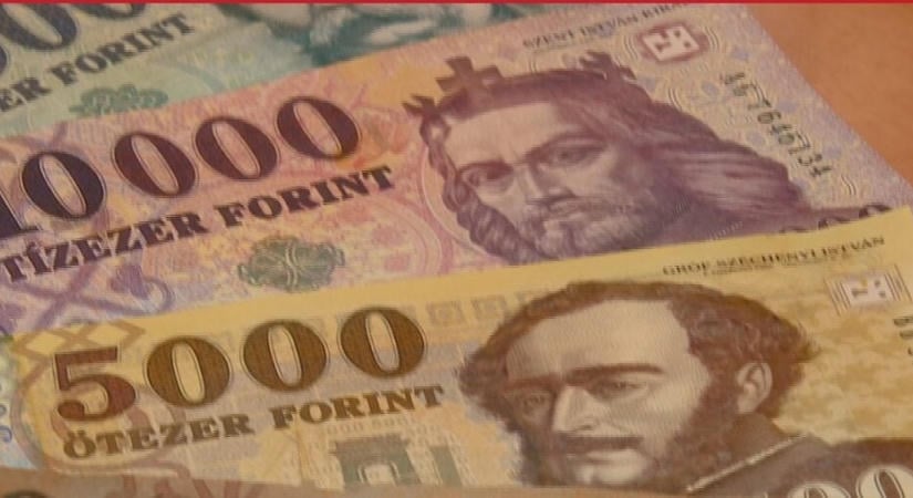 Nagyon nagy bajba keverte magát egy mohó politikus
