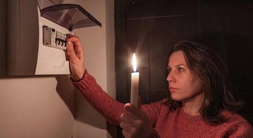 Jelentős áramszünetek jönnek: 6-8 órára is áram nélkül maradhatunk Budapesten
