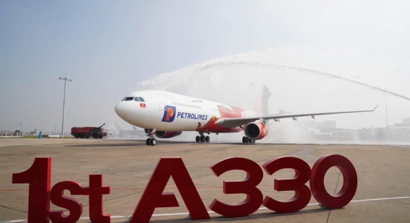 Elindította első európai járatát a Vietjet Hanoi és Prága között