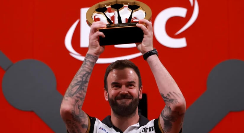 Ross Smith ellenállhatatlan volt a World Series of Darts döntőjében
