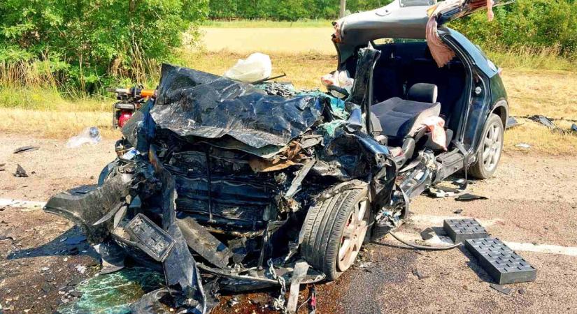 Öt ember, a vétlen autóban három gyerek halt meg a Bükkábránynál történt balesetben