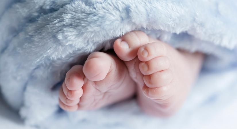 „Feléledt” a csecsemő, akit halottnak nyilvánítottak az orvosok