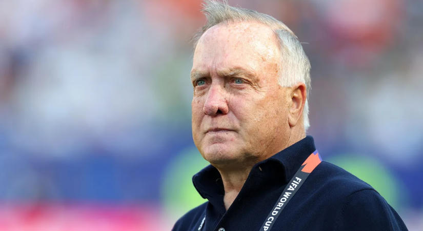 Dick Advocaat maradt a szövetségi kapitány Curacaón