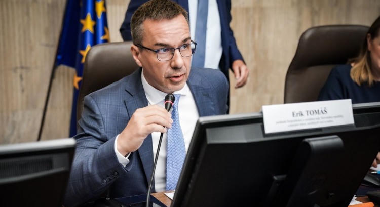 Jövőre indulhat a Családi Kártya: kedvezmények jönnek a gyermekfelszerelésekre és a szabadidős programokra