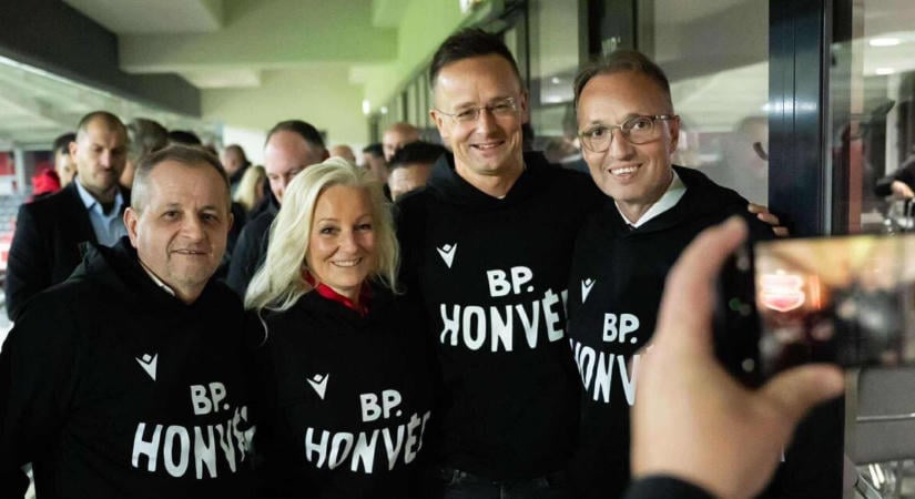 Mészáros Lőrinc és Szijjártó Péter meglepő helyen talált egymásra