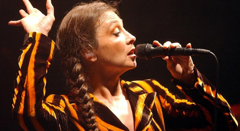 Meghalt a Les Rita Mitsouko énekesnője