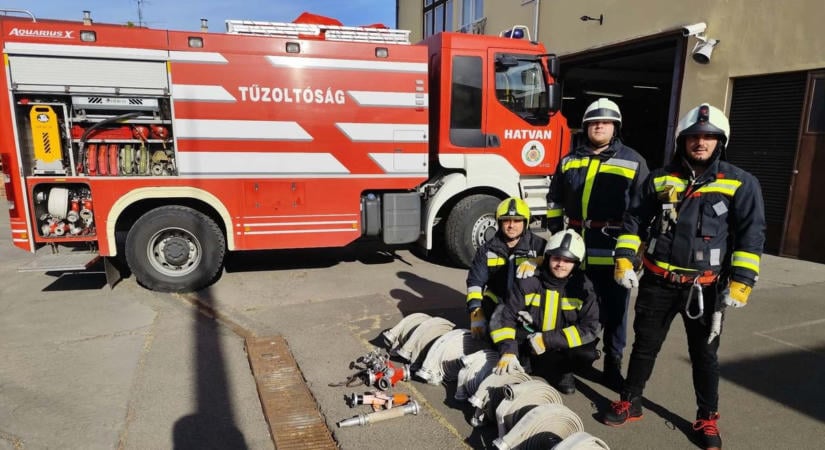 Már a hivatásos tűzoltók előtt megkezdhetik a mentést: fontos képzésen estek át