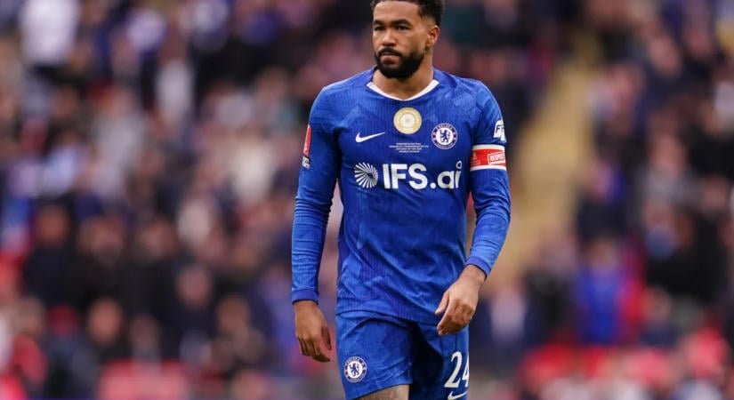 Sikeres térdműtéten esett át a Chelsea csapatkapitánya, Reece James