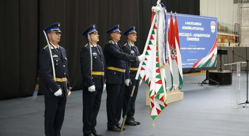 Csapatzászlót kapott a Nagykanizsai Rendőrkapitányság