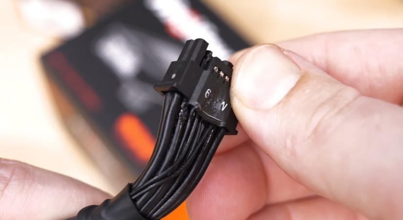 Ismét megolvadt egy 12V-2x6 tápcsatlakozó, ezúttal a Hardware Unboxed tesztelőjénél