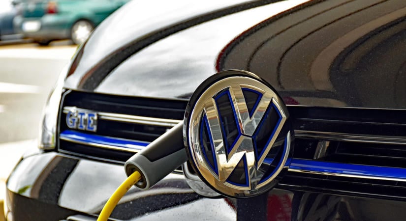 Drasztikus lépésre szánta el magát a Volkswagen, megnyílt az út a tömeges leépítések előtt