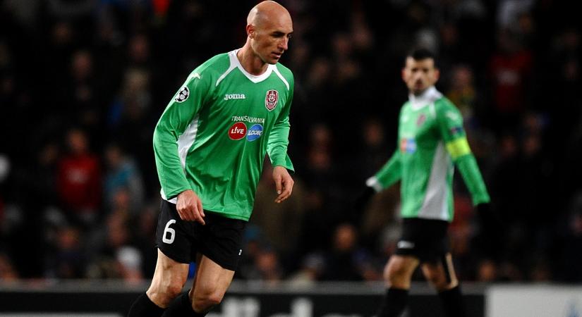 Szörnyű tragédia: úszás közben rosszul lett és meghalt a korábbi román válogatott futballista