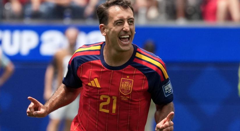 A közelmúlt a spanyolok mellett szól, a belgák fegyvere Lukaku lehet