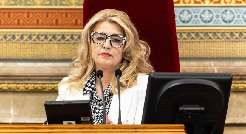 Azt nézd, a parlament alelnök asszonya háromszor vette el a szót Pócs Jánostól. Ami pedig aztán történt...