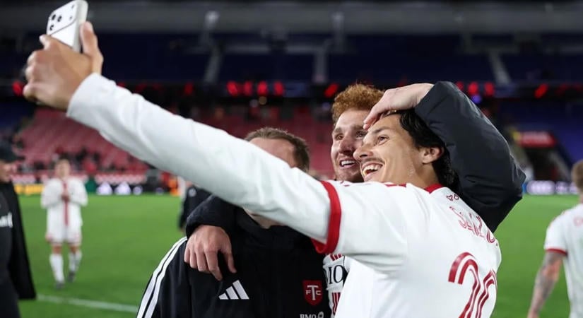 Sallói Dániel gólt szerzett, New Yorkban nyert a Toronto