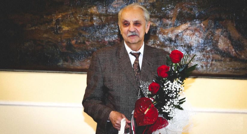 85 éves Simek Viktor felvidéki karnagy, rajztanár