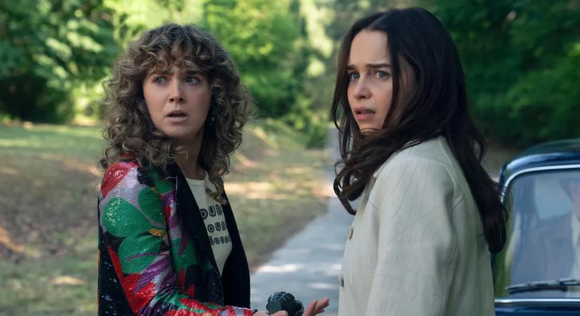Emilia Clarke magyar színészekkel veszi fel a harcot a KGB-vel: A Ponies letarolta a streaminget