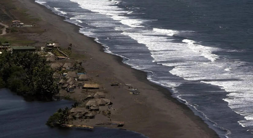 7,1 erősségű földrengés rázta meg Japán déli részét