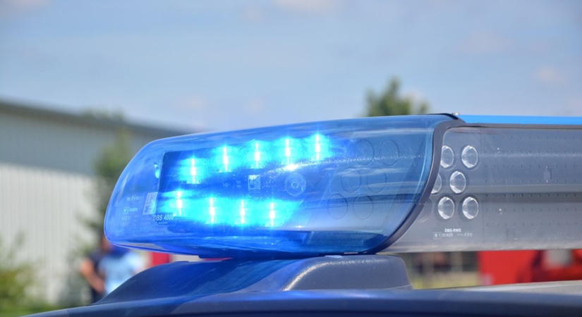 Hármas karambol történt a 71-esen