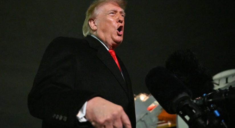Trump a franciáknak: „250 százalékos vámot fogok kivetni az átkozott borotokra és a többi kacatra”