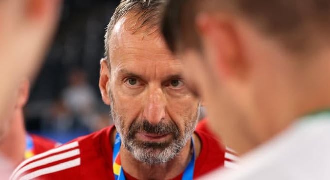 Sótonyi László alázatos, de nem szerény csapatot épít