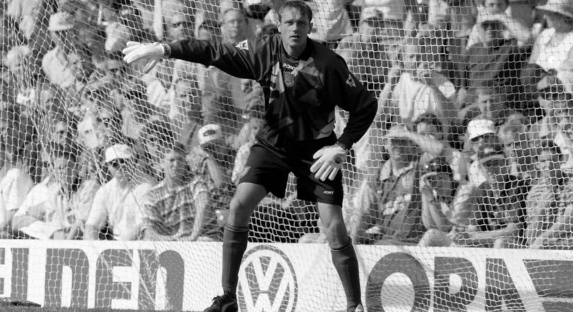 Elhunyt a West Ham United legendás cseh kapusa