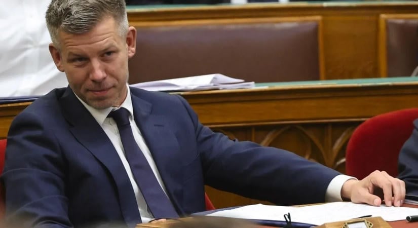 Magyar Péter hangján szólal meg az automata hívás, amely az október 23-i ünnepségre hívja az embereket