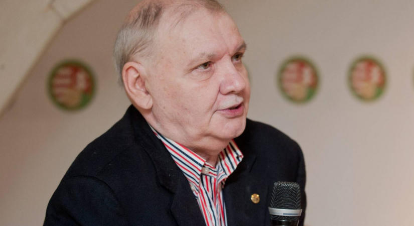 Meghalt Lakat T. Károly: a legendás sportújságíró 76 éves volt